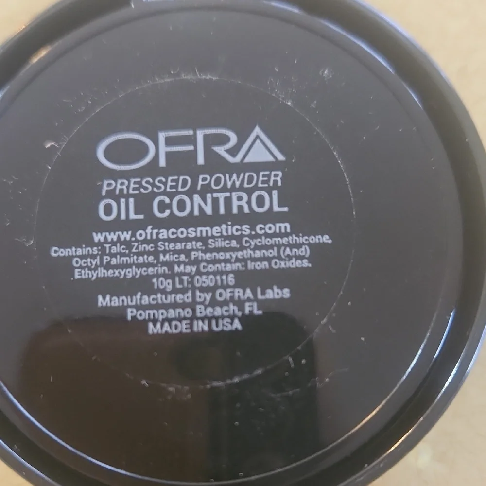 OFRA Setting Powder - White - Picture 3 of 3